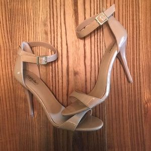 Mossimo Nude High Heel